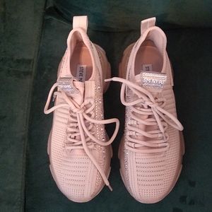 Steve Madden, size 8, tan sequin